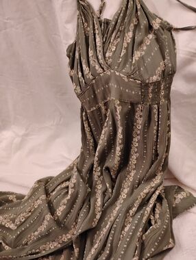 Gorgeous Jumper Romper By Angie Size M Neutral Gray Poppygreen